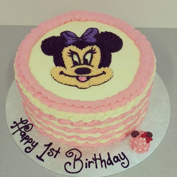 Minnie Mouse Face on Frill Cake