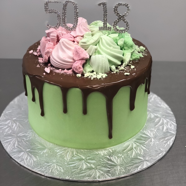 Smooth Green with Chocolate Drip and Pink / Green Meringues