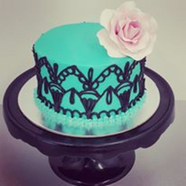 Smooth Blue Hand Piped Stencil Cake