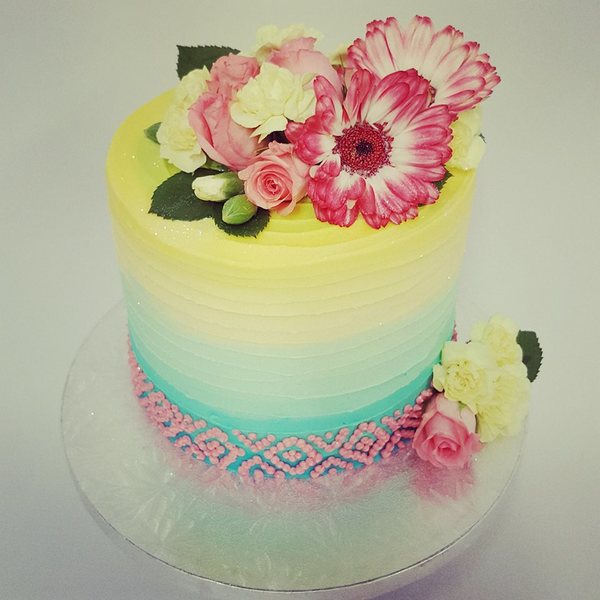 Blue to Yellow Ombre with Fresh Flowers