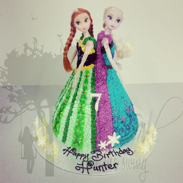 Anna and Elsa Coronation Cake