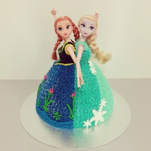 Anna and Elsa Spring Cake