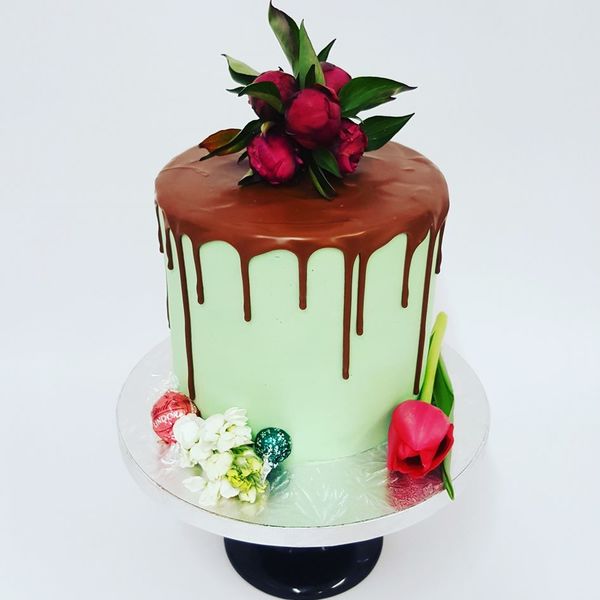 Tall Smooth Mint with Chocolate Drip and Fresh Flowers