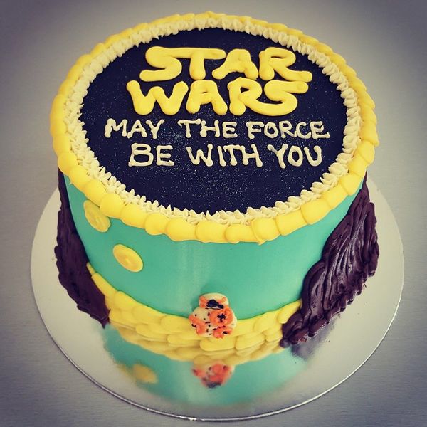 Star Wars Cake with BB8