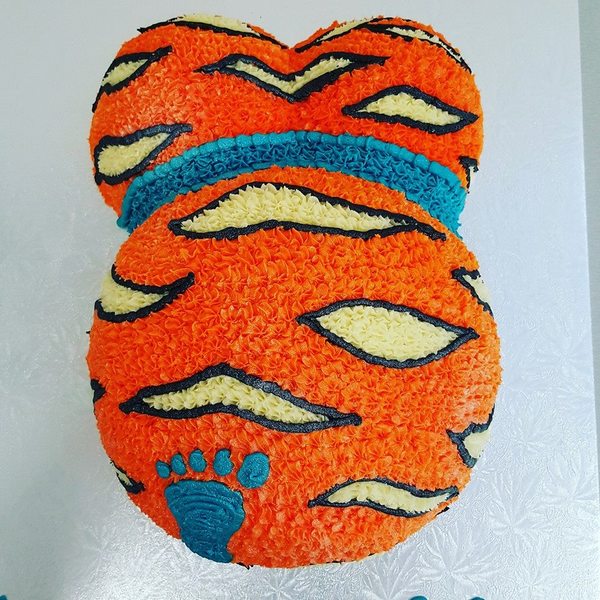 Nemo Themed Baby Shower Belly Cake
