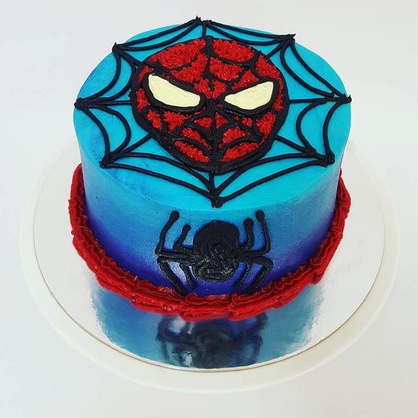 Smooth Ombre Blue with Piped Spider and Spiderman Face